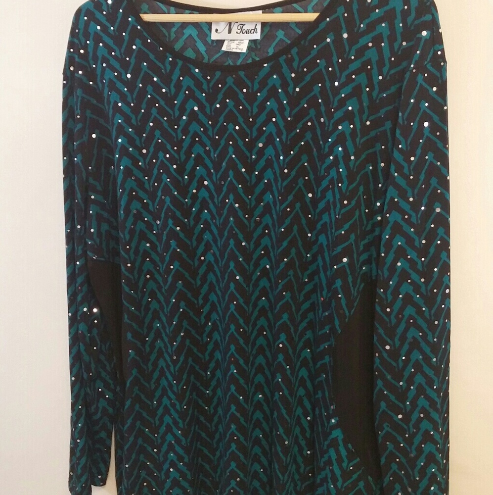 SALE!!!$7 Beautiful XL sparkle green dress top